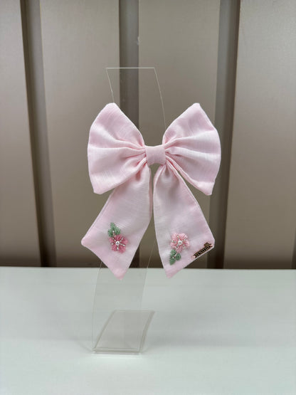 Laço Infantil Mariana Rosa Tecido Algodão Flores Bordadas - Roana