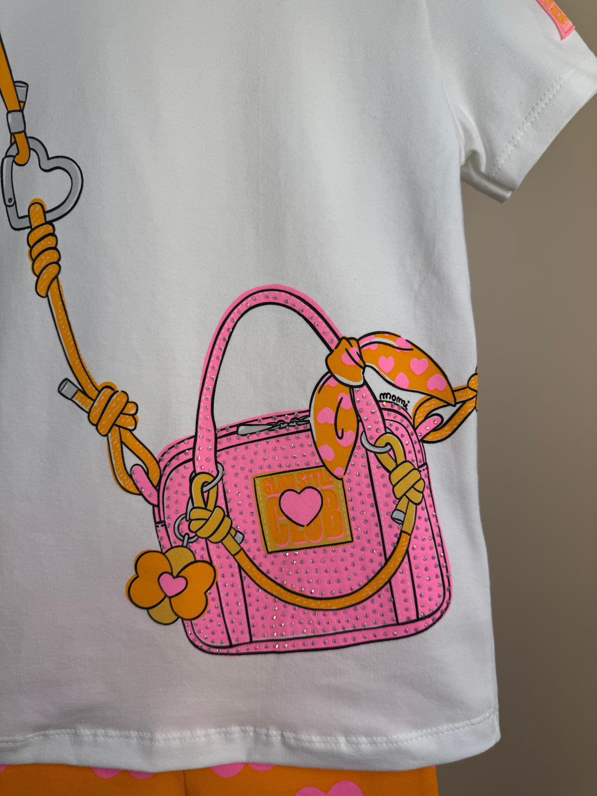Conjunto Infantil Blusa Bolsa Transversal e Shorts Legging Corações - Momi