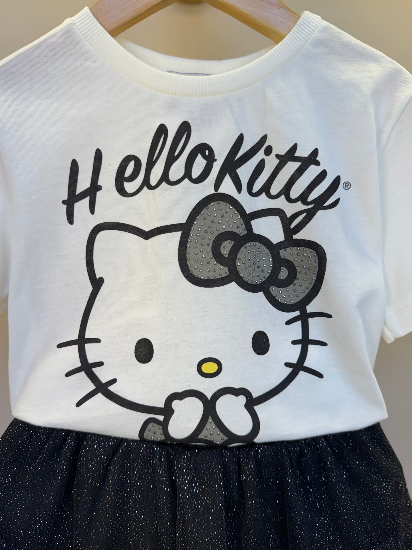 Conjunto Infantil Blusa Hello Kitty Strass com Saia Tule Glitter - Momi