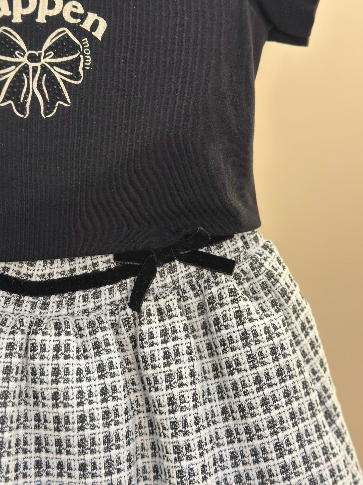 Conjunto Infantil Blusa Amazing Things Happen e Saia Tweed Preto - Momi