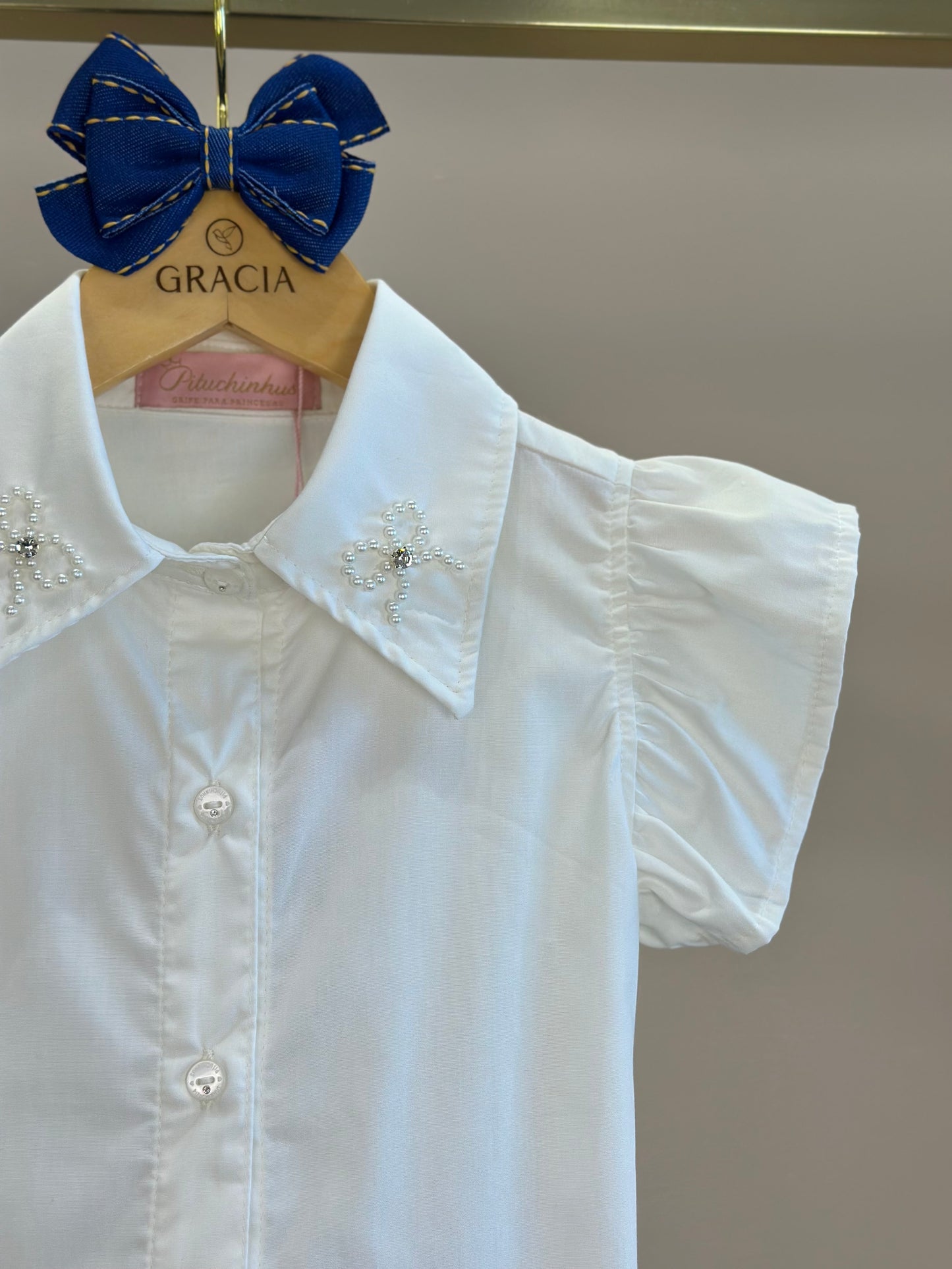 Conjuto Infantil Camisa Algodão Lacinhos Bordados e Calça Jeans - Pituchinhus