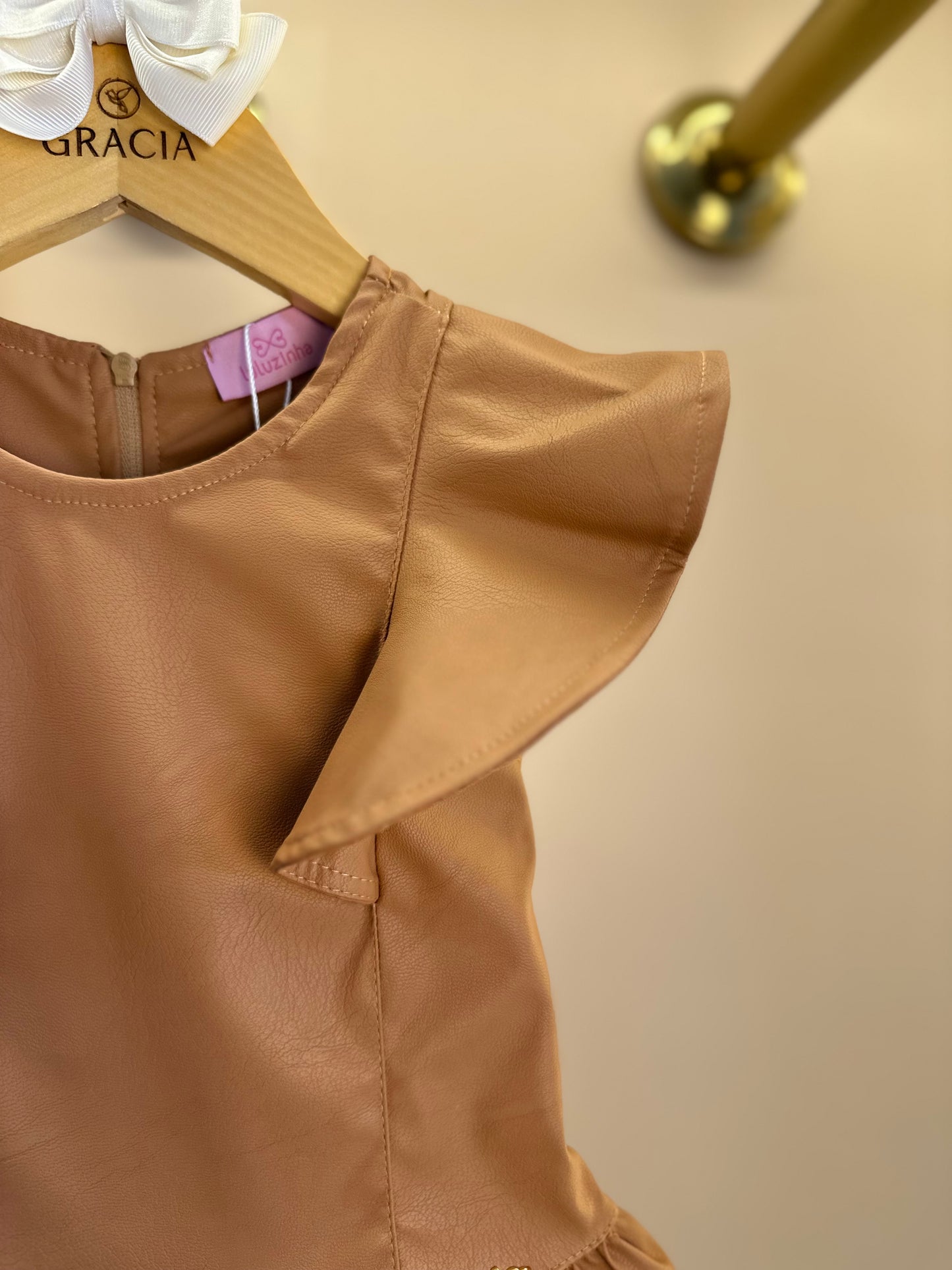 Vestido Infantil Rodado Babadinhos Couro Tech Caramelo - Luluzinha