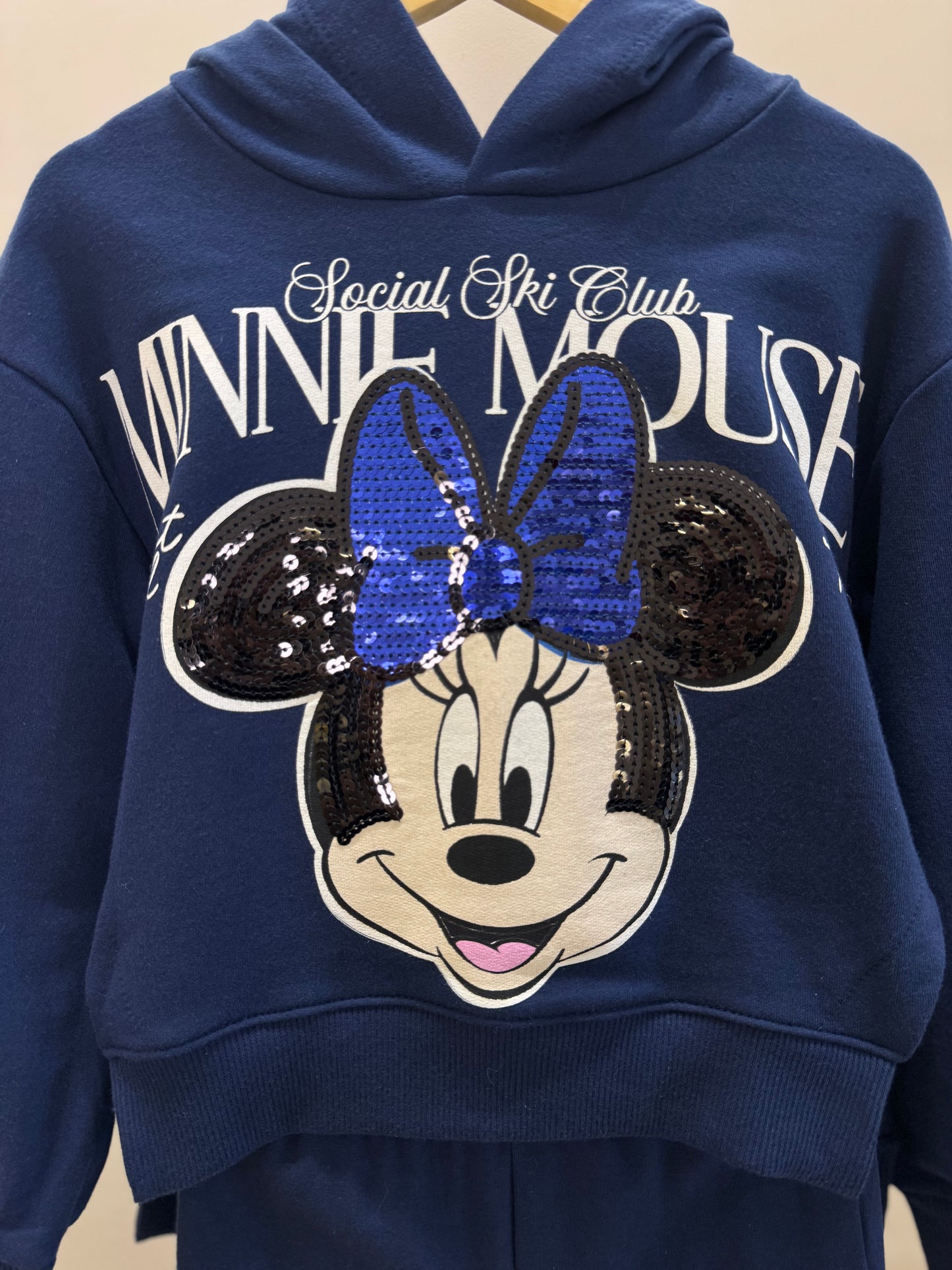 Conjunto Infantil Blusa Moletom Capuz Minnie e Calça Essentials Recortes Marinho - Animê