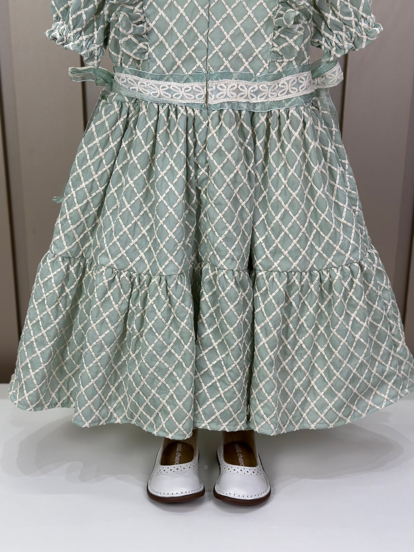 Vestido Bebê Clássico Luxo  Manga Babados e Laços Rendados Verde - Roana