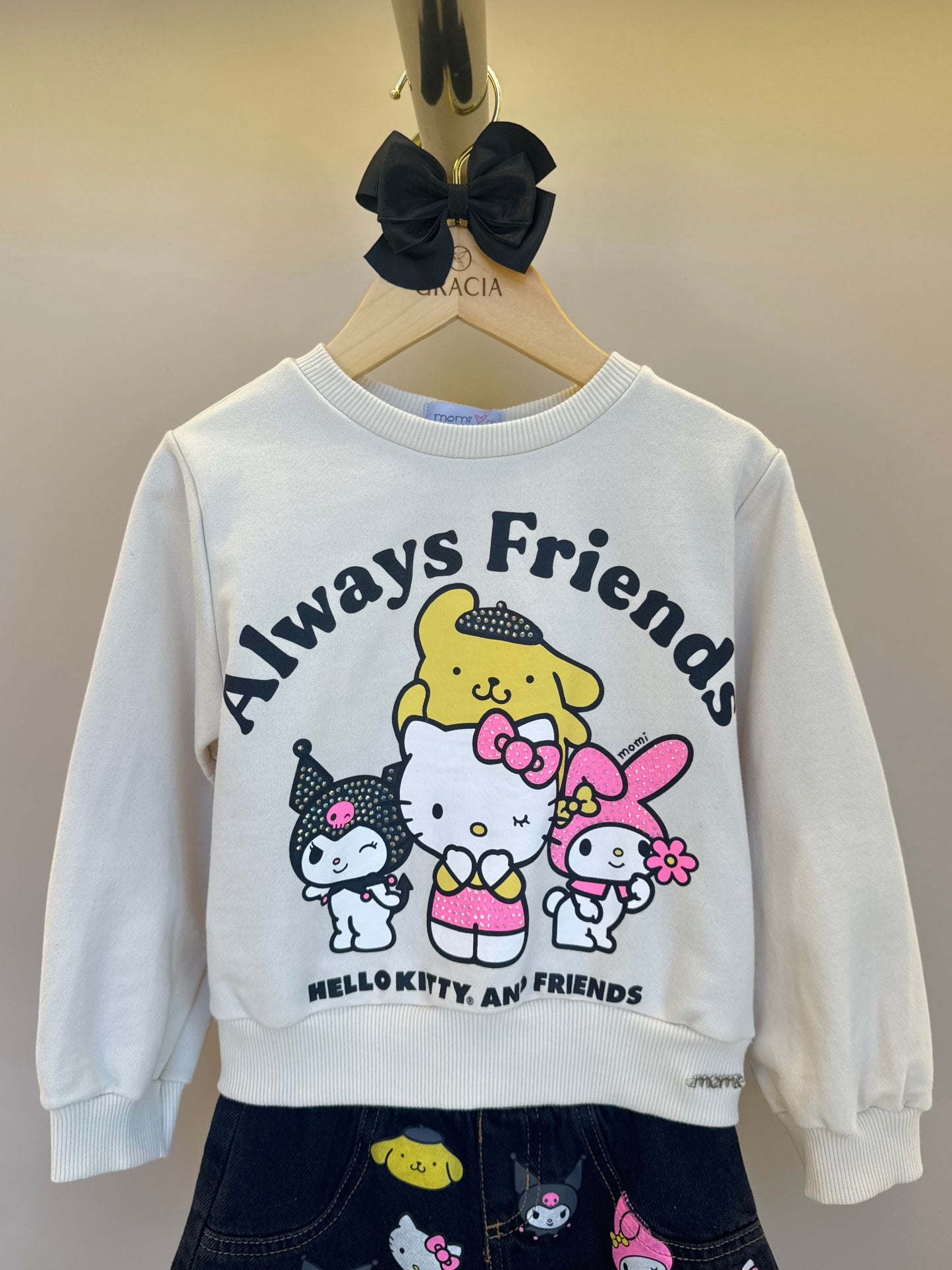 Conjunto Infantil Blusa de Moletom Hello Kitty and Friends e Shorts Jeans Hello Kitty - Momi