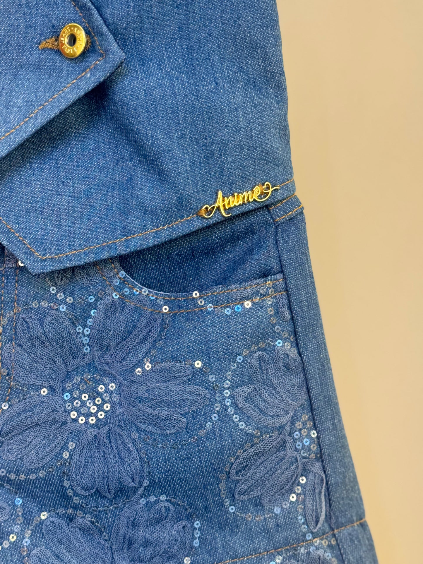 Conjunto Infantil Colete e Shorts Jeans Bordada Tule Flores - Animê