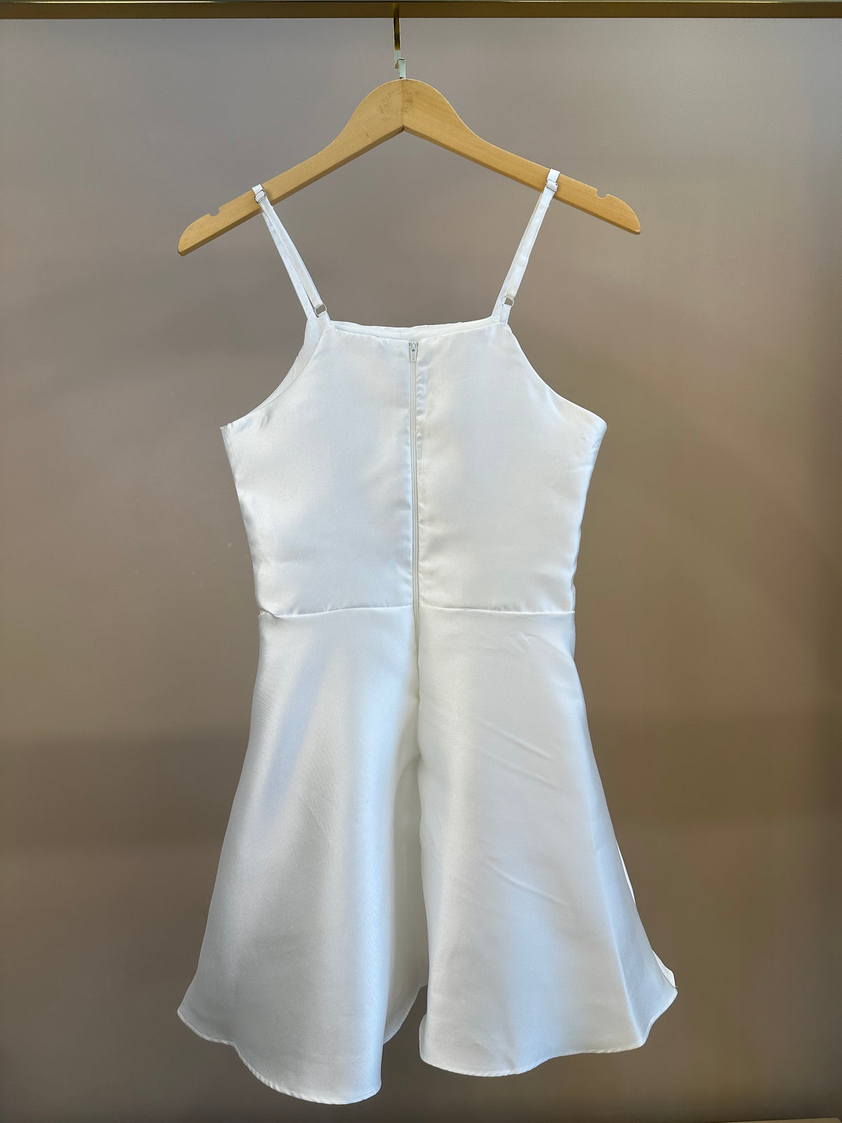 Vestido Teen Branco Acetinado Com Alças Finas - Vanilla Cream