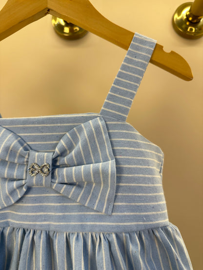 Vestido Infantil Rodado Alças Largas Saia Aplicado Na Frente