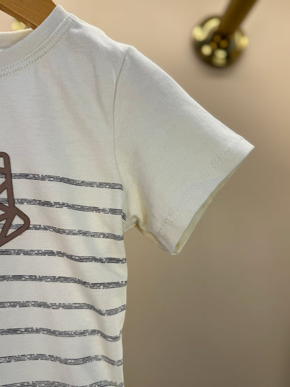 Conjunto Infantil Camiseta Algodão Listrada e Bermuda Moletom Bege - Little Johnny