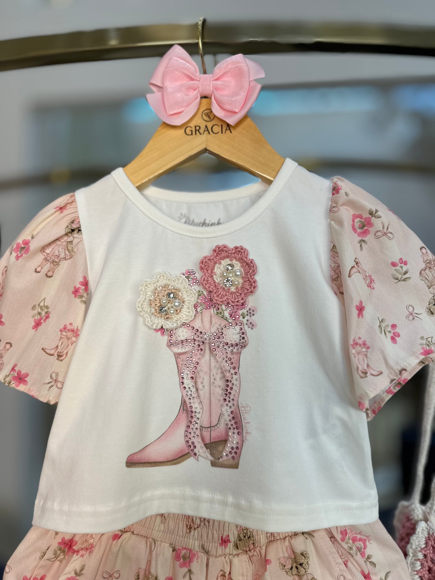 Conjunto Infantil Blusa Flores Crochê e Shorts Flores & Ursinhas - Pituchinhus