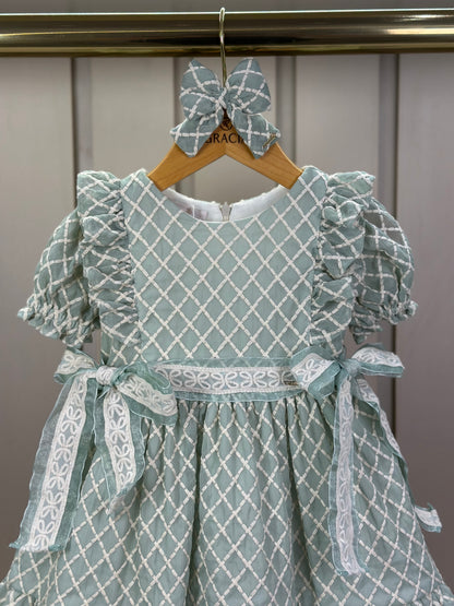 Vestido Bebê Clássico Luxo  Manga Babados e Laços Rendados Verde - Roana