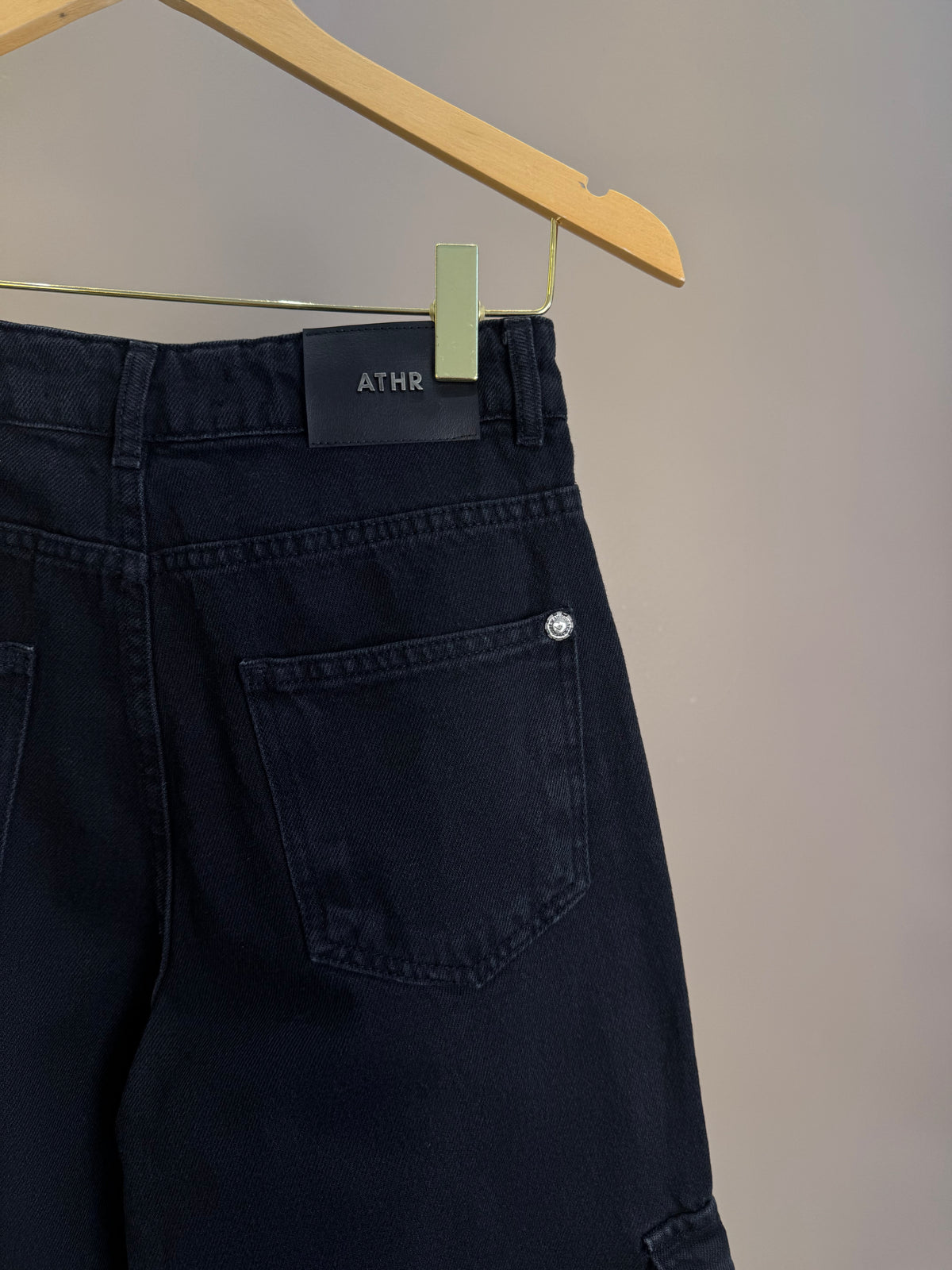 Calça Teen Jeans Cargo Preta – Authoria