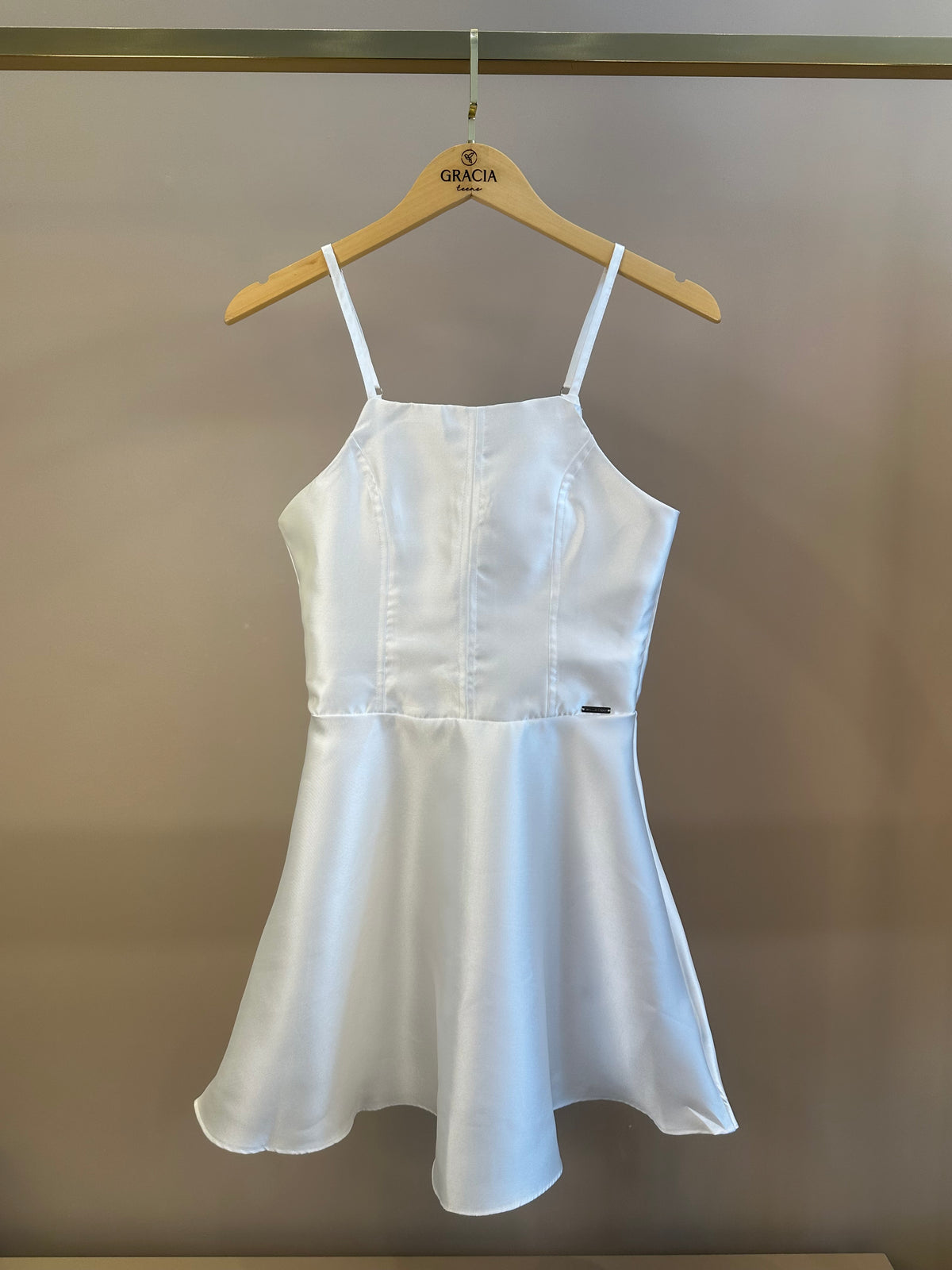 Vestido Teen Branco Acetinado Com Alças Finas - Vanilla Cream