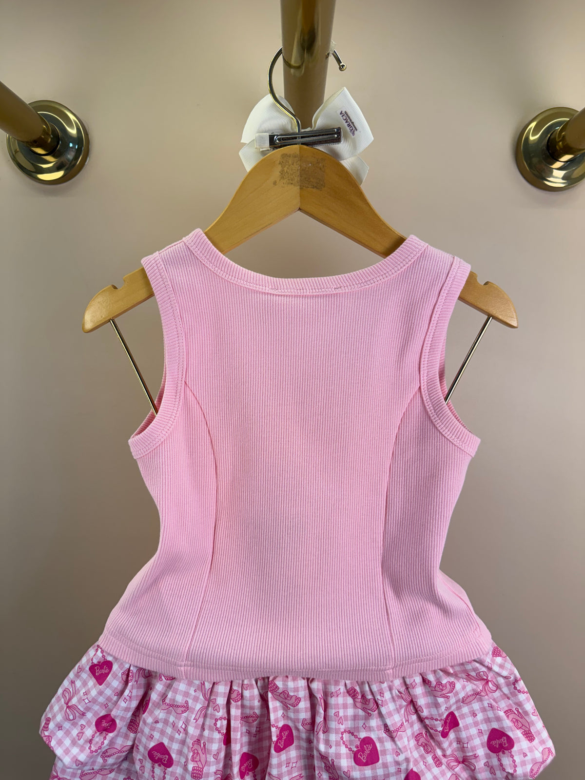 Conjunto Infantil Regata Cropped Laço Puffer Barbie Rosa e Shorts Babado Balonê Rosa Xadrez - Pituchinhus