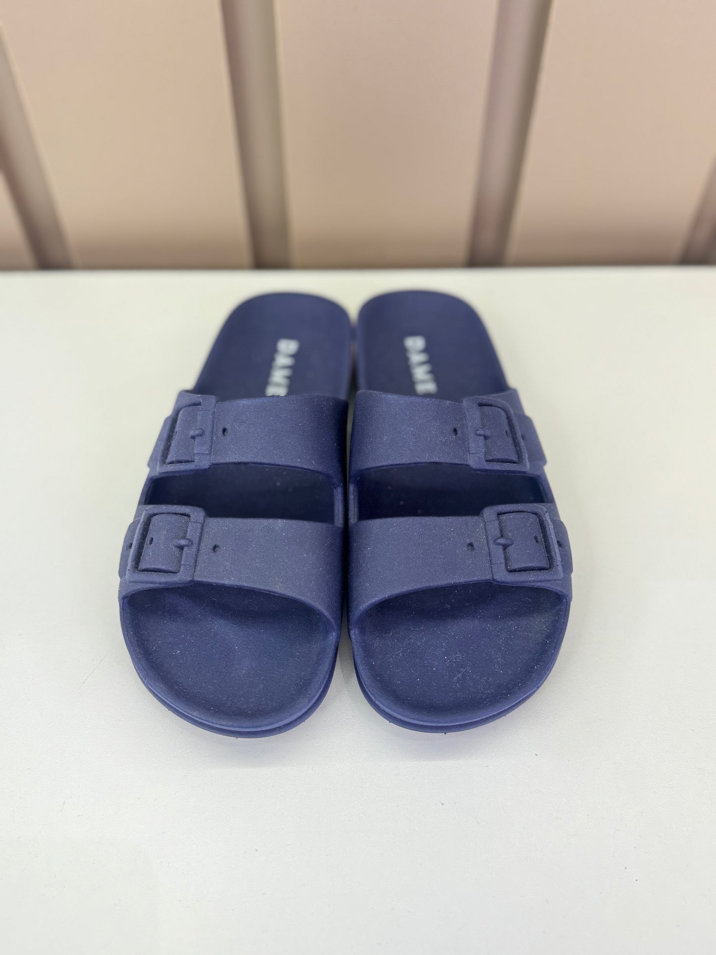 Chinelo Birken Marinho - Dame