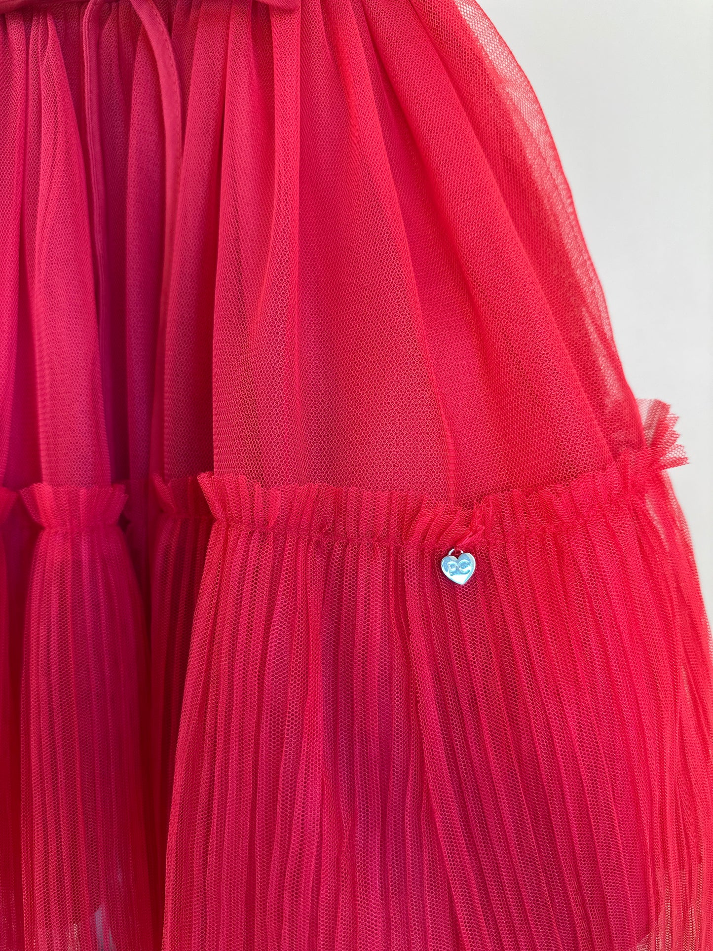 Vestido Infantil Tule Vermelho Gola Babados e Laço Cintura - Petit Cherie