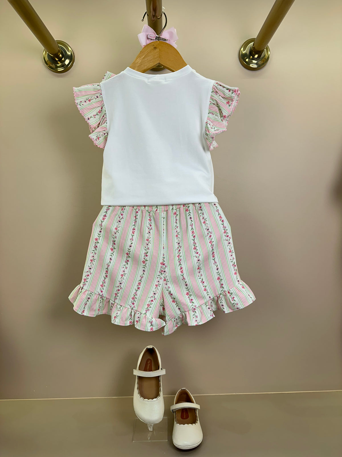 Conjunto Infantil Blusa Ursinha Laço Lateral e Shorts Linho - Petit Cherie