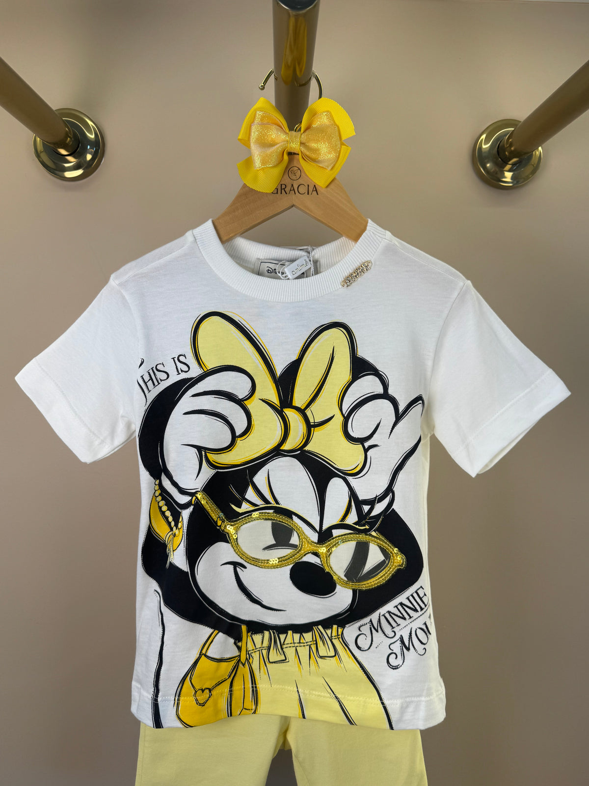 Conjunto Infantil Blusa Minnie Mouse e Shorts Legging Amarelo - Animê
