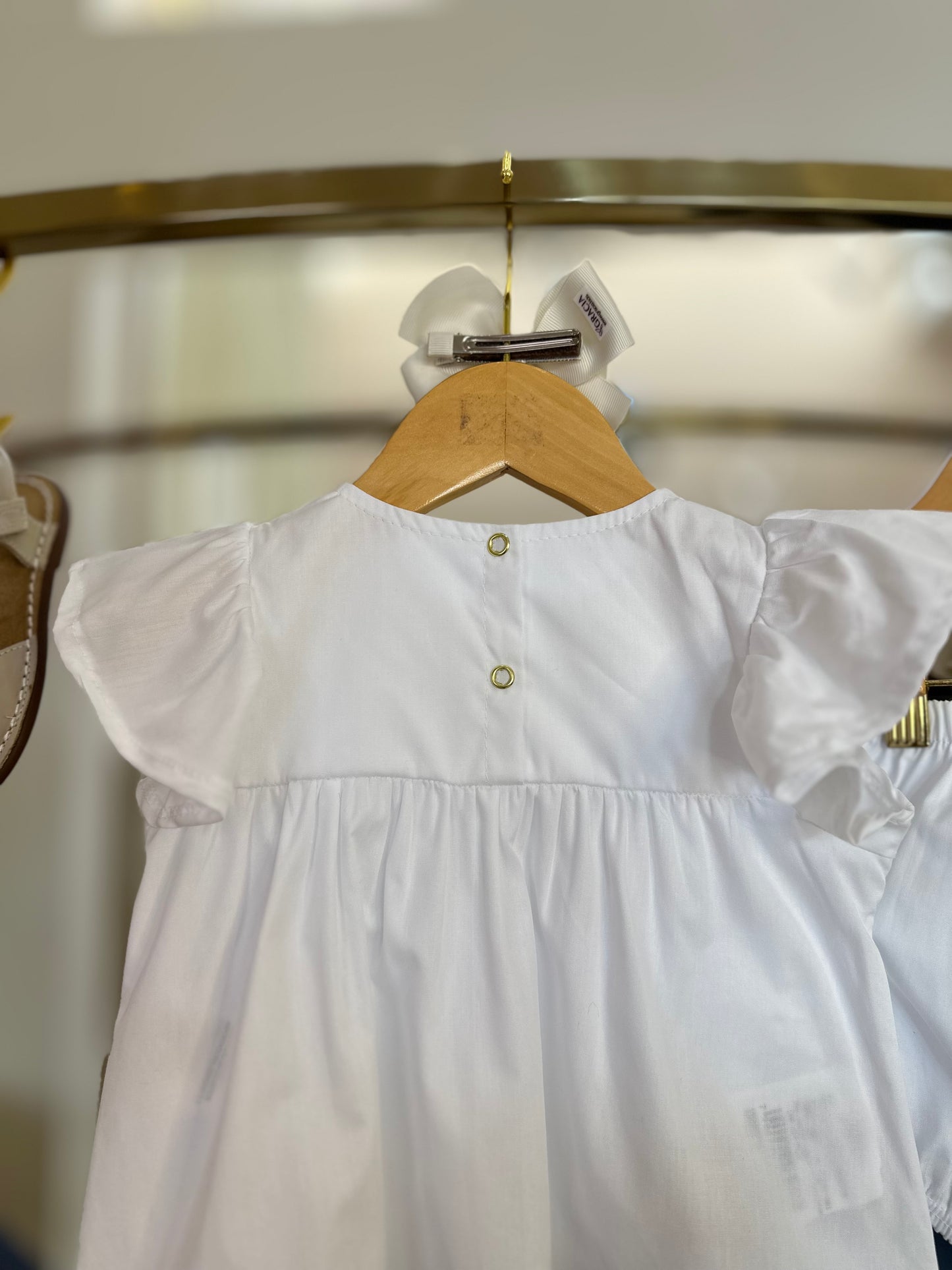Conjunto Bebê Bata com Shorts de Algodão Off White - Charpey