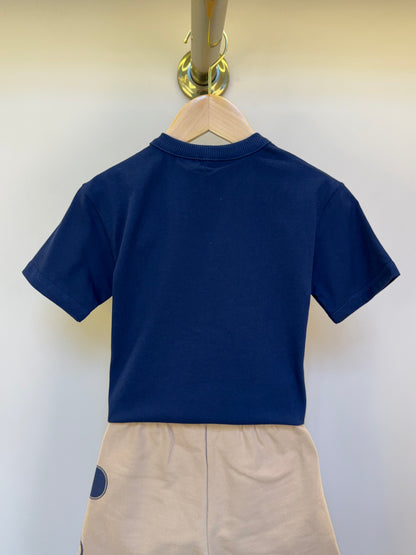 Conjunto Infantil Camiseta Marinho Mickey e Bermuda Bege - Youccie