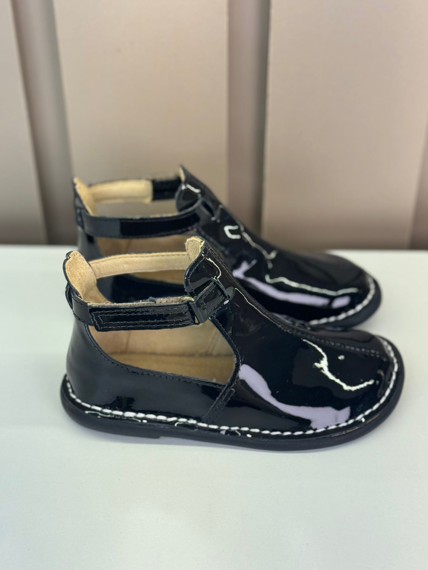 Bota Infantil Meia-Lua Verniz Noir - Petit Cheval