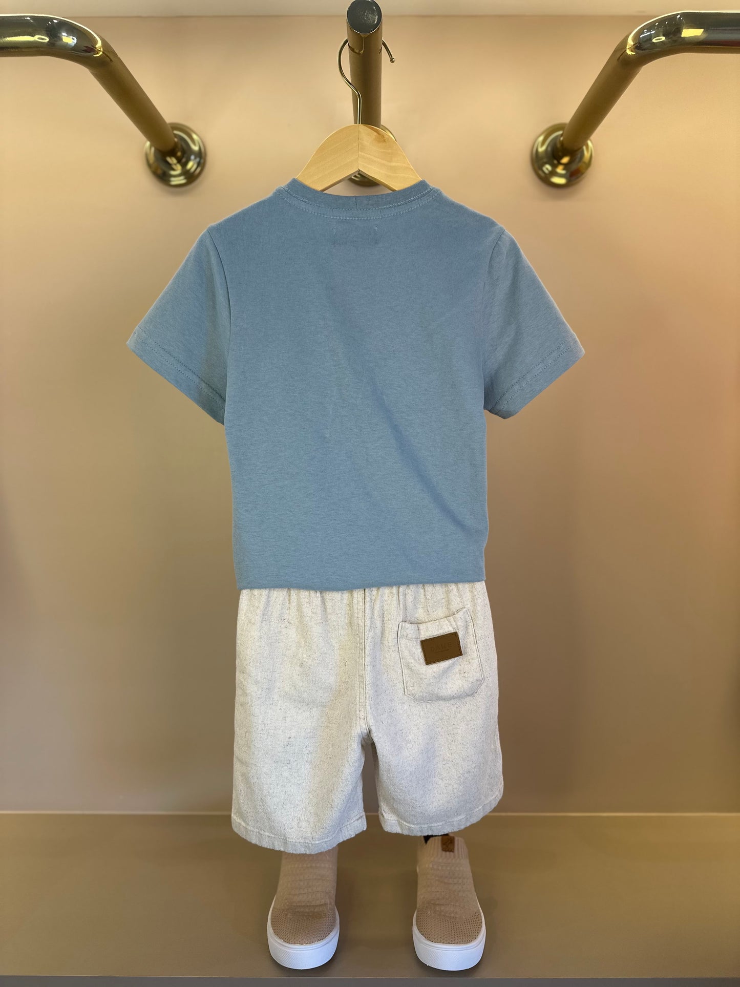 Conjunto Infantil Camiseta Algodão Teddy Conversível Malibu e Bermuda Linho Elastano Bege - Dame