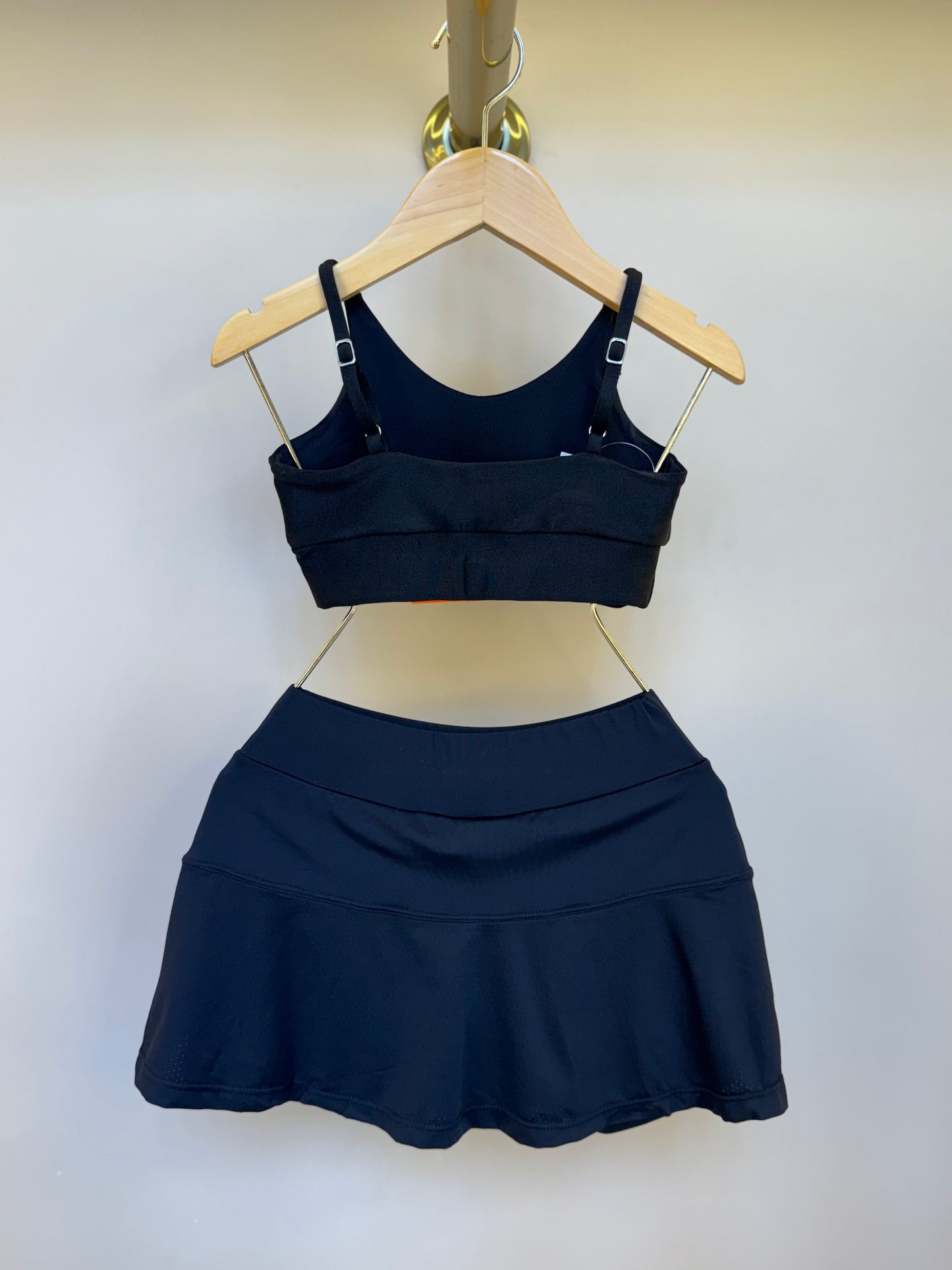 Conjunto Infantil Top Sara Trilobal Básico Preto e Saia Larissa New Trip Preto - Siri Sport