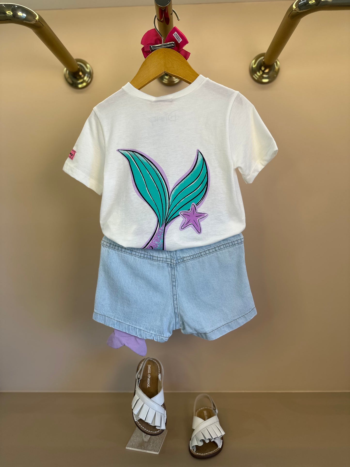 Conjunto Infantil Blusa Ariel Strass e Shorts Jeans Calda Paetês - Momi