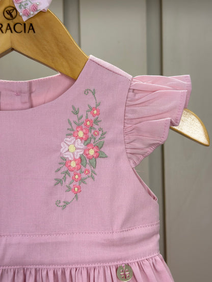 Vestido Bebê Algodão Rodado Bolsos e Bordado Floral Rosa Claro - Um Mais Um