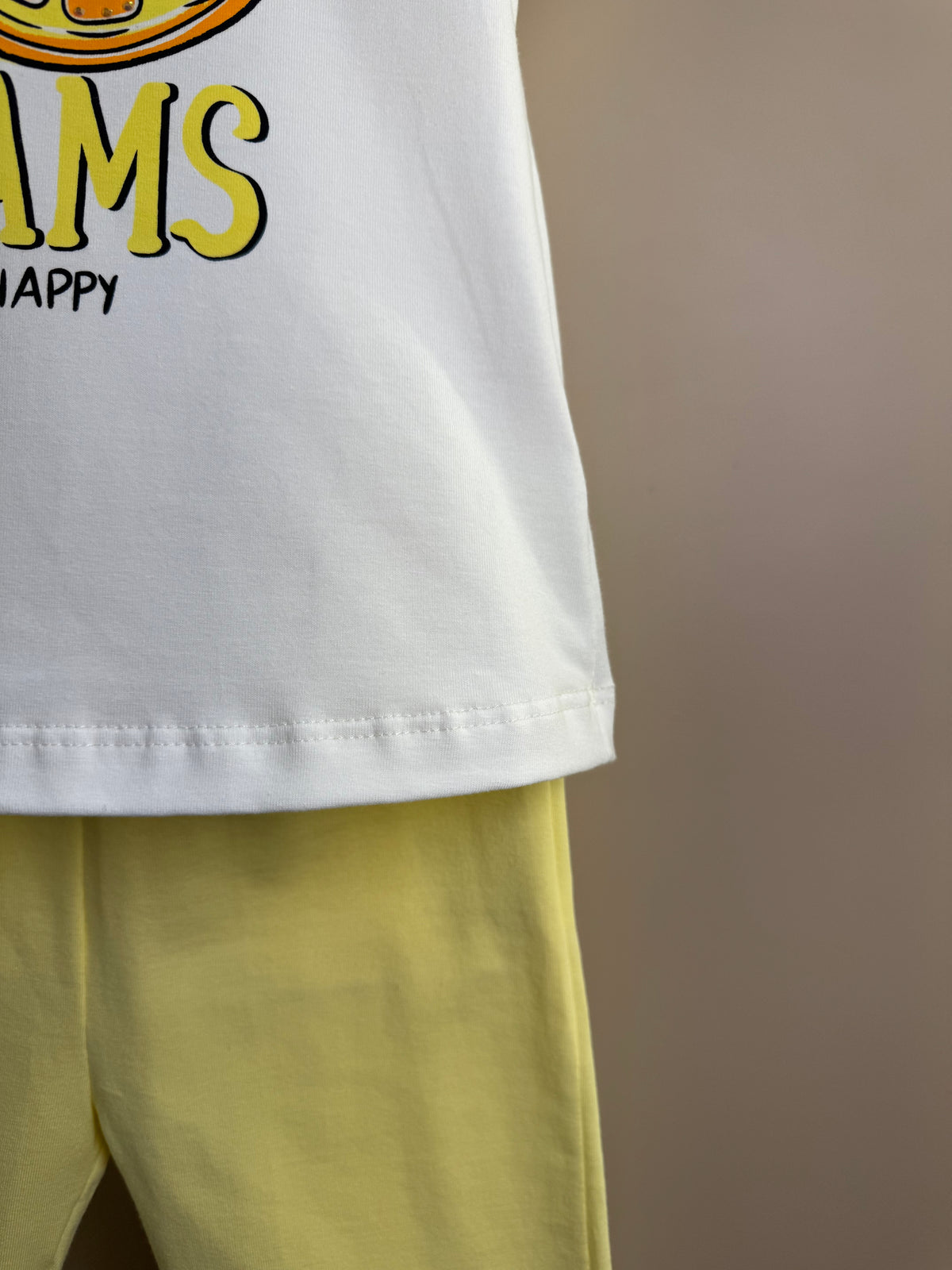 Conjunto Infantil Blusa Summer e Shorts Legging Amarelo - Momi