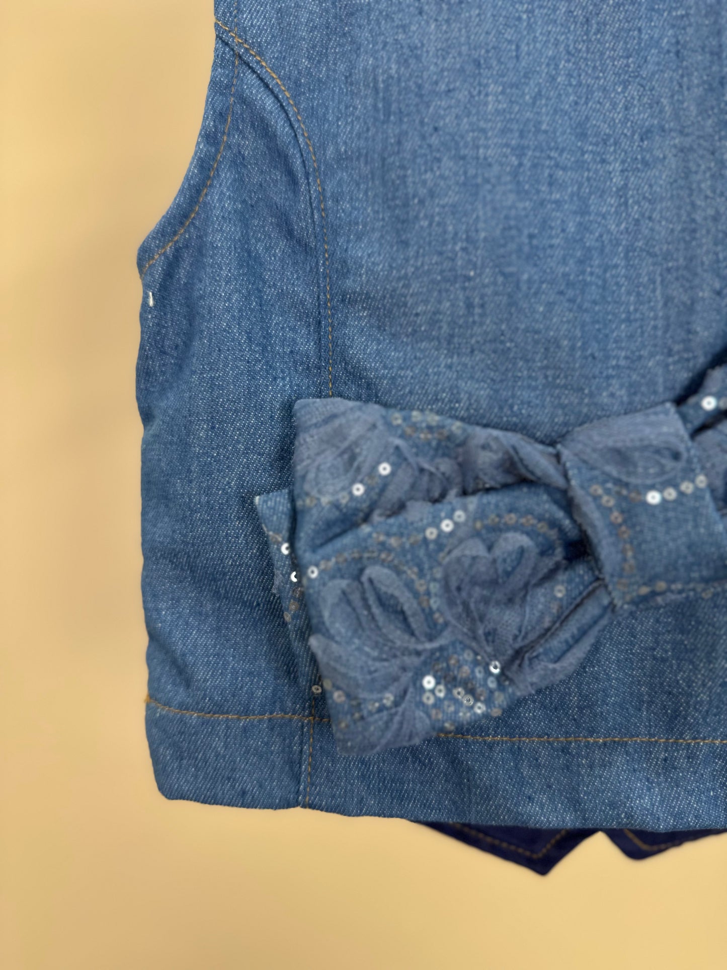 Colete Infantil Jeans Bordado Tule Flores - Animê