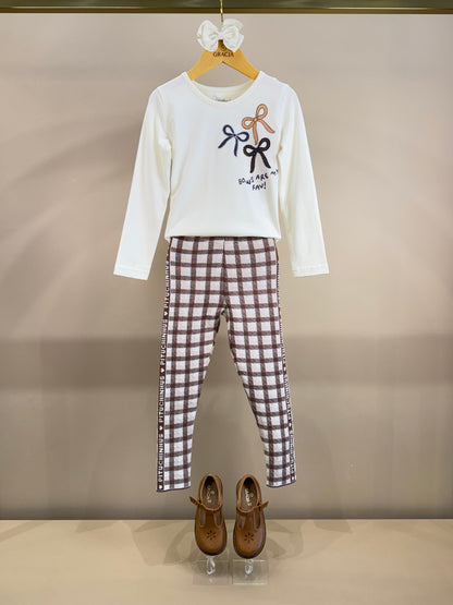 Conjunto Infantil Blusa Off White Estampa Laços E Legging Tricot Xadrez Marrom -  Pituchinhus