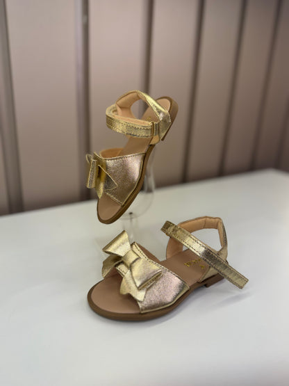 Sandália Infantil Manu Laço Velcro Dourada - Gracia