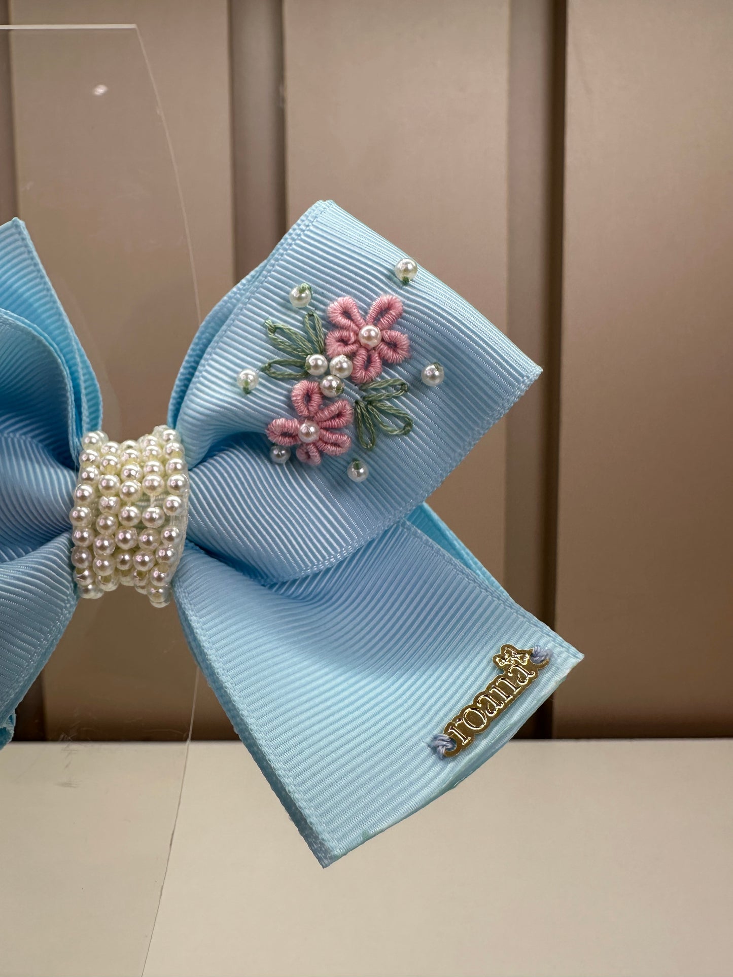 Presilha infantil Laço Azul Bordado Flores - Roana