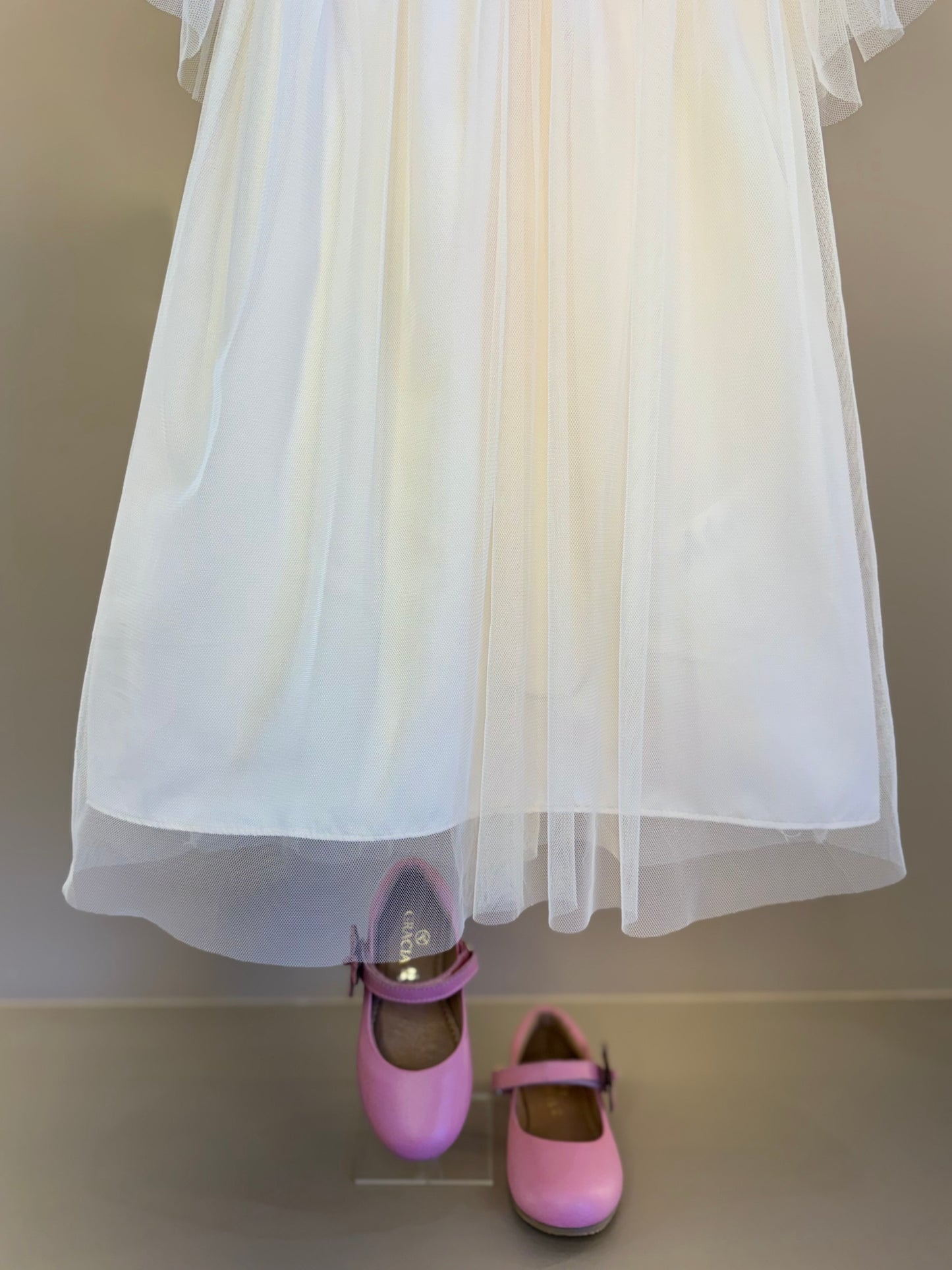 Vestido Infntil Tule Amplo Bordadinhos Gola Bege - Mon Sucré