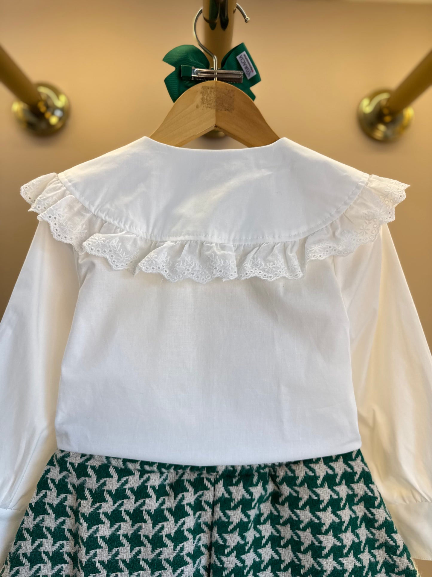 Conjunto Infantil Trio Casaco Tweed Xadrez, Camisa Gola Babados Rendas e Saia Tweed Xadrez - Animê