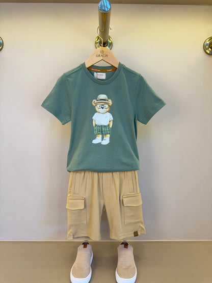 Conjunto Infantil Camiseta Algodão Teddy Chapéu Panama e Bermuda Ponto Roma Bolsos Cargo Bege - Dame