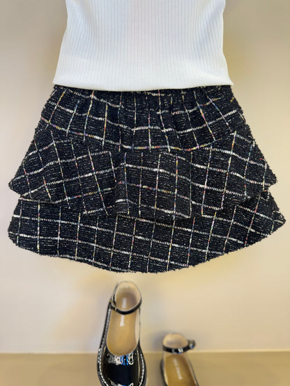 Conjunto Infantil Blusa Gola Babado e Short Tweed Xadrez- Um Mais Um