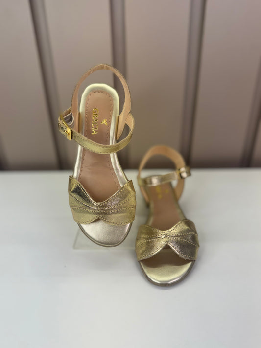 Sandália Infantil Saltinho Flor Dourada - Gracia