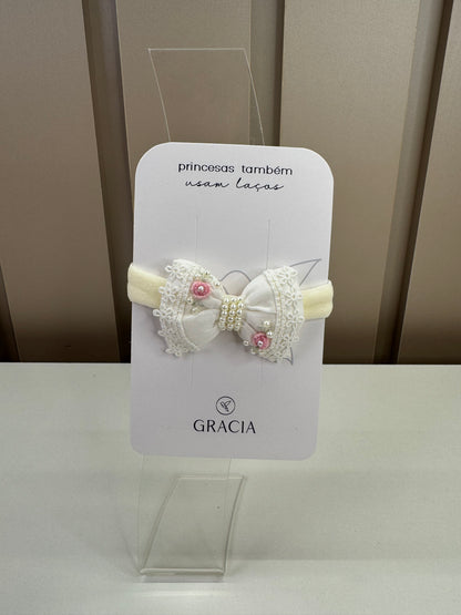 Faixinha Bebê  Laço Bordado Com Pérolas  Off White - Roana