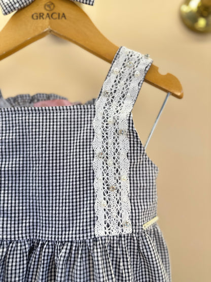 Conjunto Infantil Algodão Blusa Xadrez Renda Bordada e Shorts Xadrez Bordado e Renda - Pituchinhus