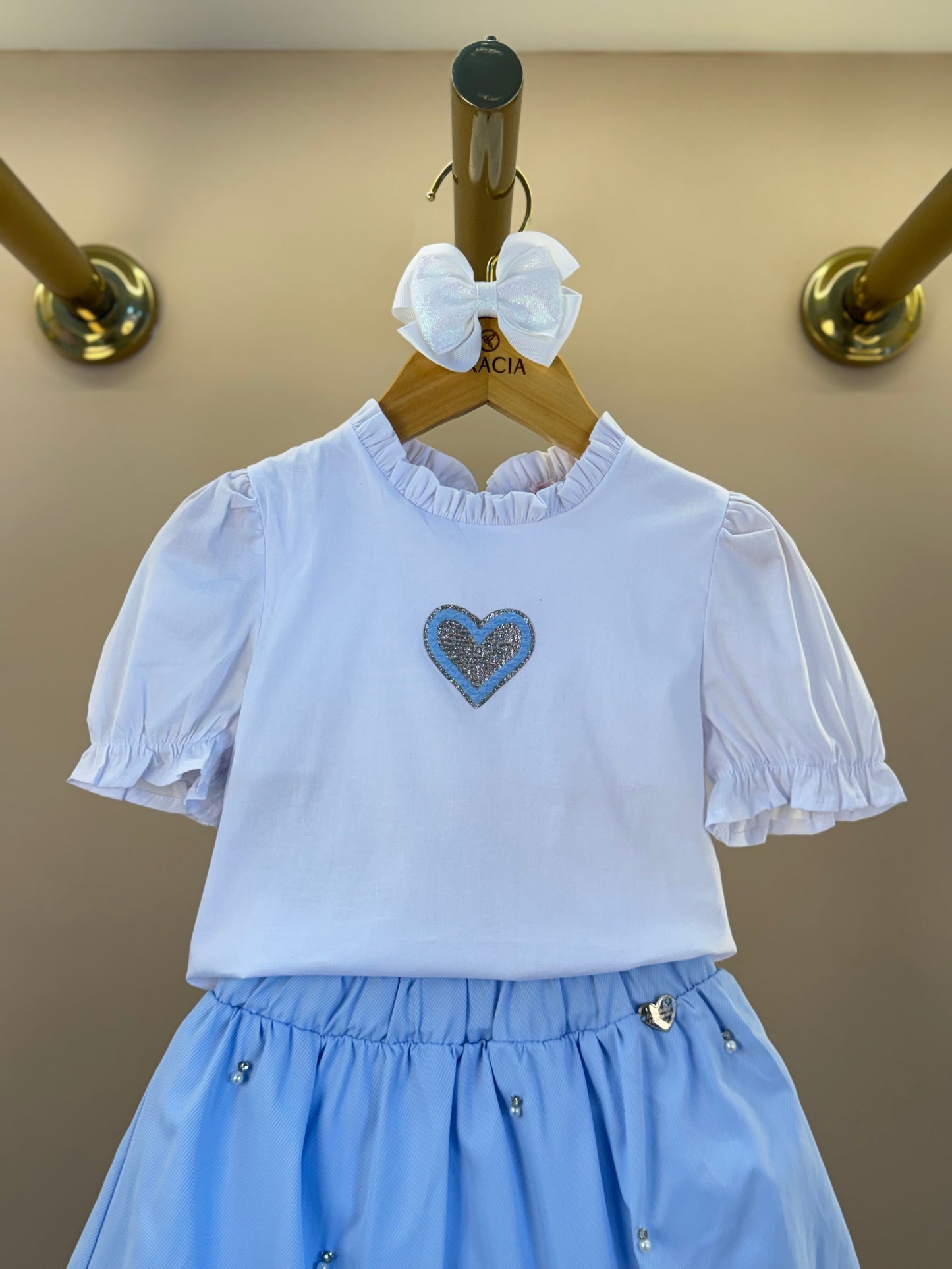 Conjunto Infantil Blusa MC com Coração Off White e Saia Bubble Azul Cristal - Gabriela Aquarela