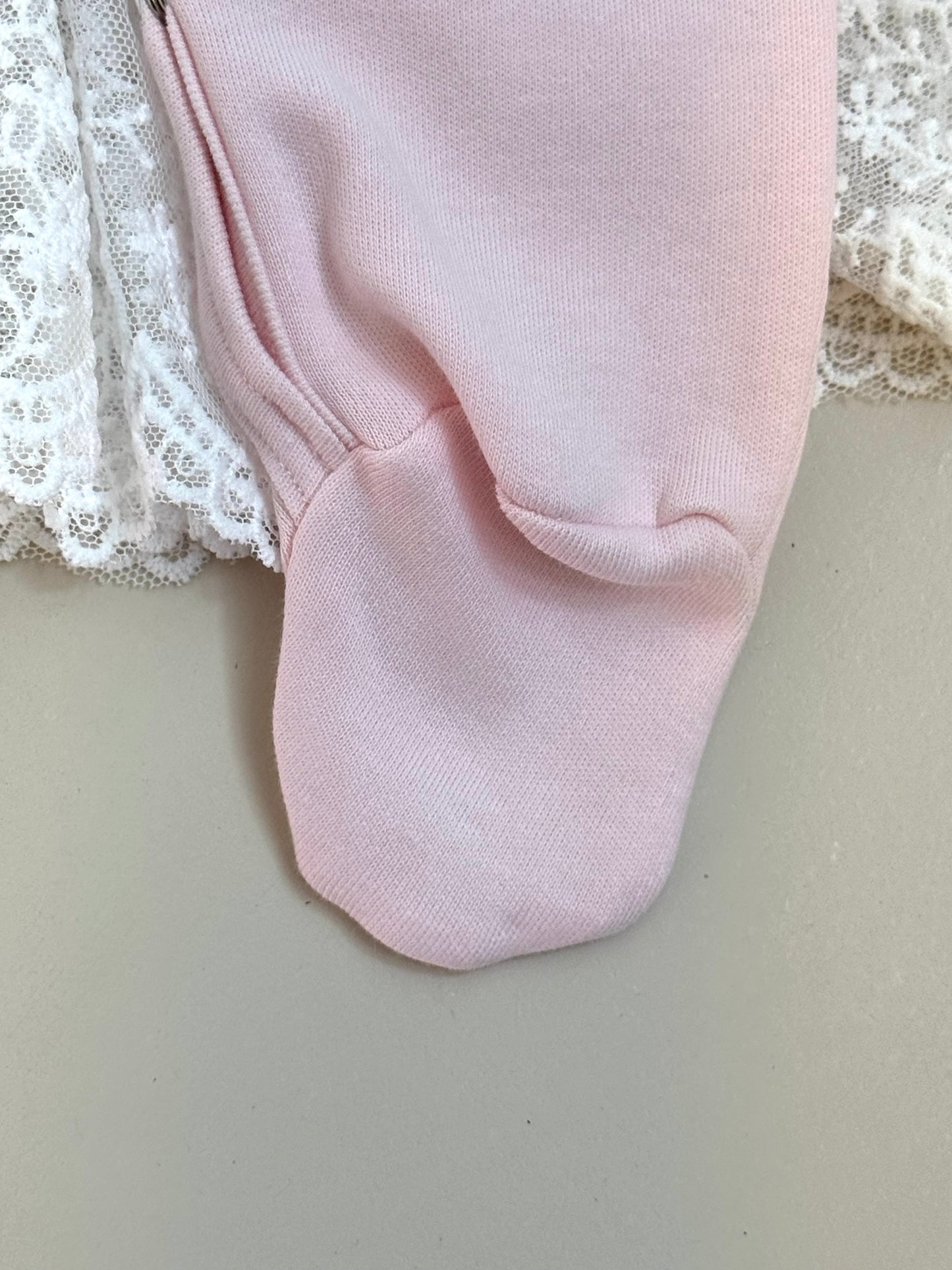 Saída de Maternidade Luxo Algodão Rosa Gola Bordada Manta Rendada - Roana