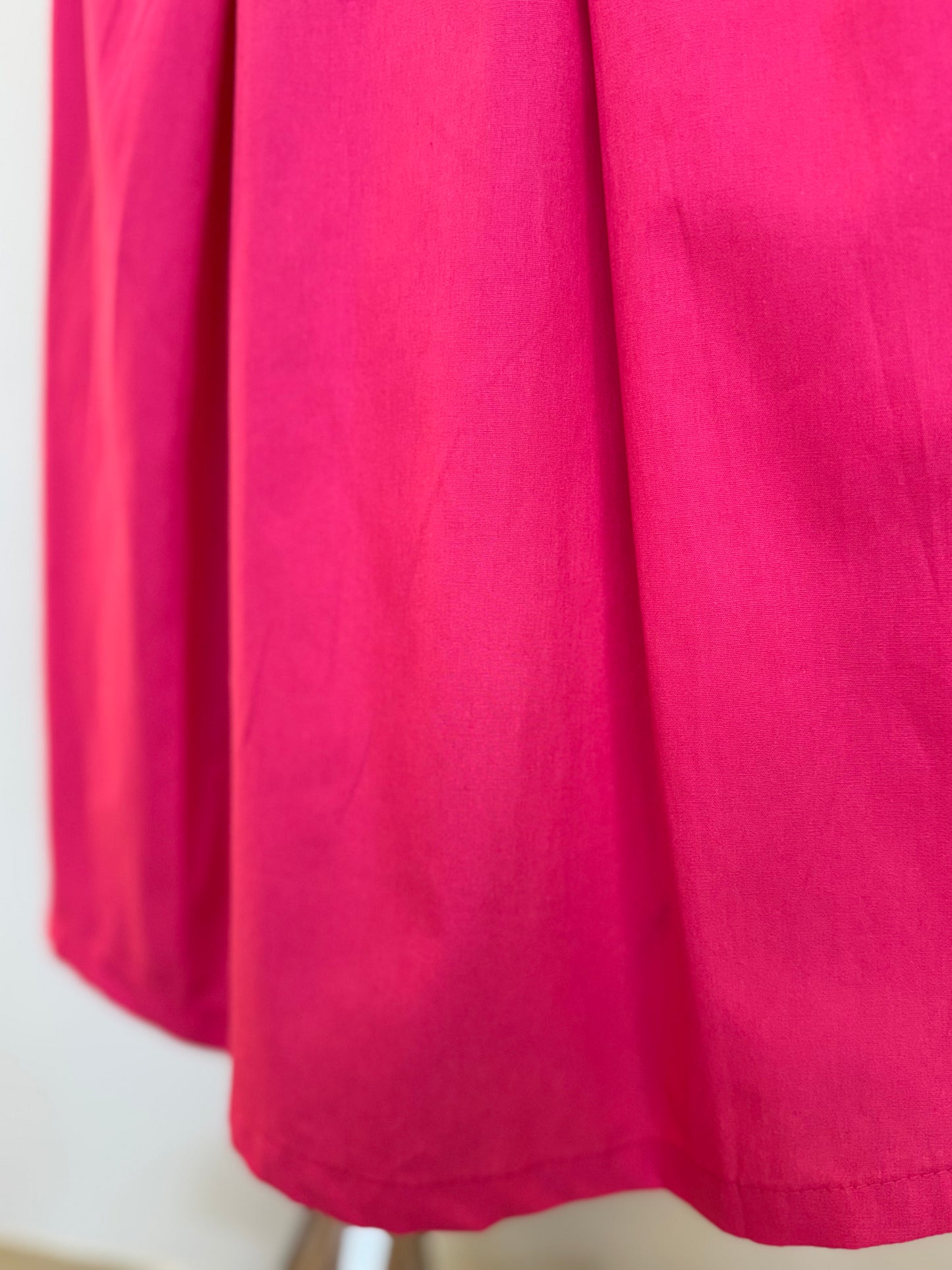 Vestido Infantil Jumper Gola Branca e Pregas - Beabá