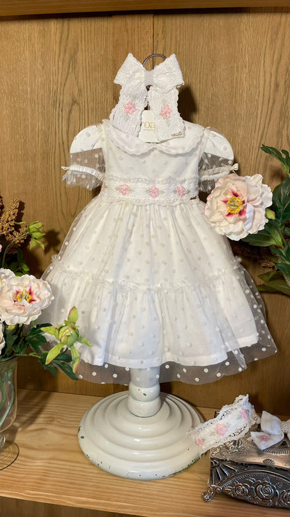 Vestido Infantil Super Luxo Tule Poás Marfim Gola, Busto e Mangas Rendadas e Bordados - Roana