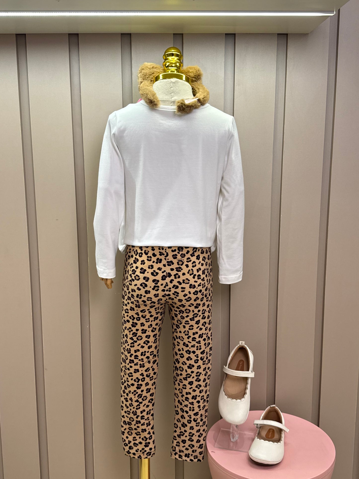 Conjunto Infantil Blusa Bolsa Pele Ursinha e Legging Infantil Light Oncinha - Pituchinhus