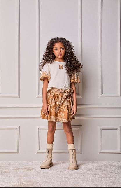 Conjunto Infantil Blusa Detalhes Mangas Paisley e Saia Estampada Paisley - Animê