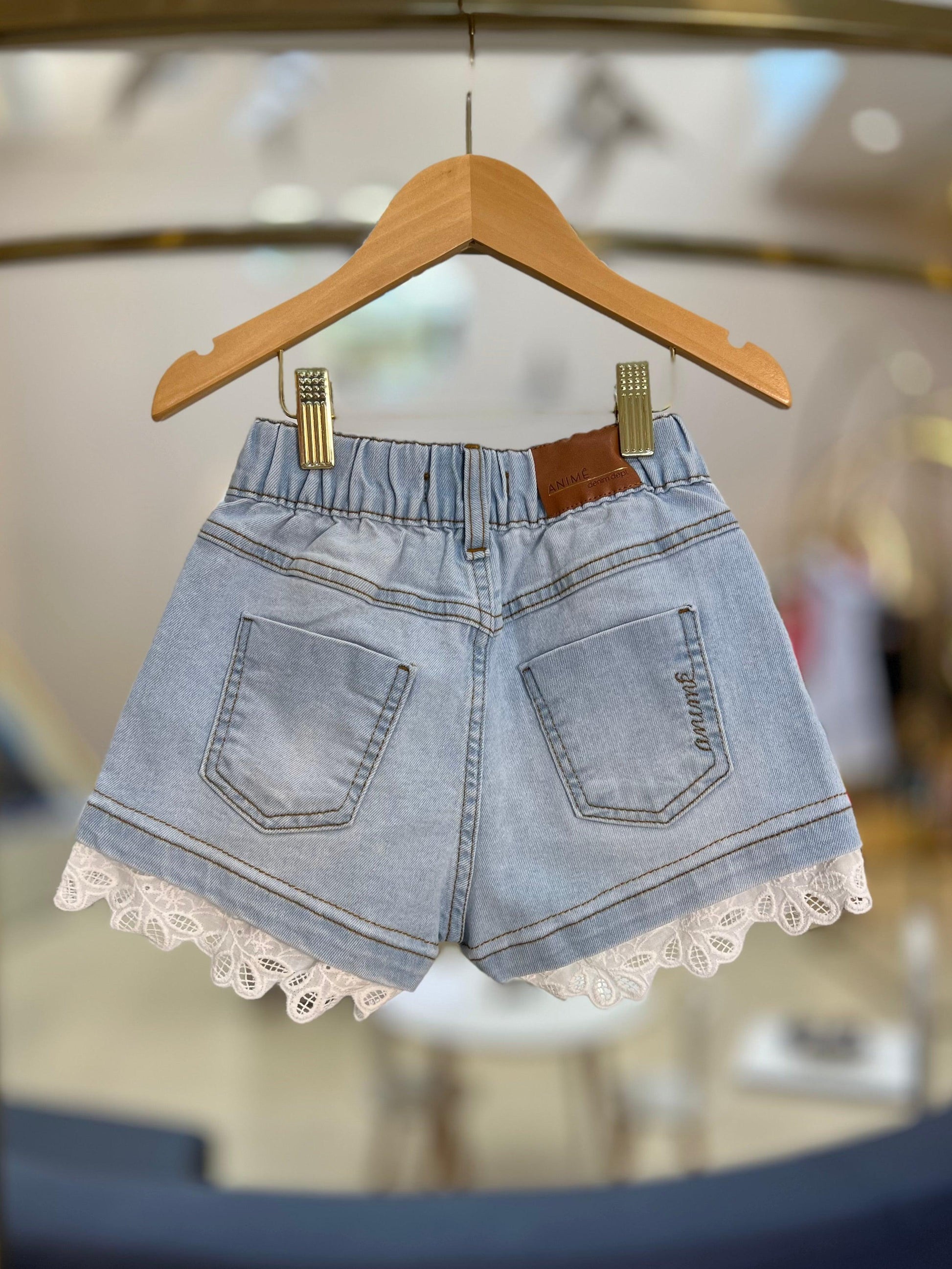 Shorts Jeans com Renda - Animê - Gracia