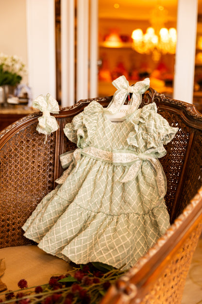 Vestido Bebê Clássico Luxo  Manga Babados e Laços Rendados Verde - Roana