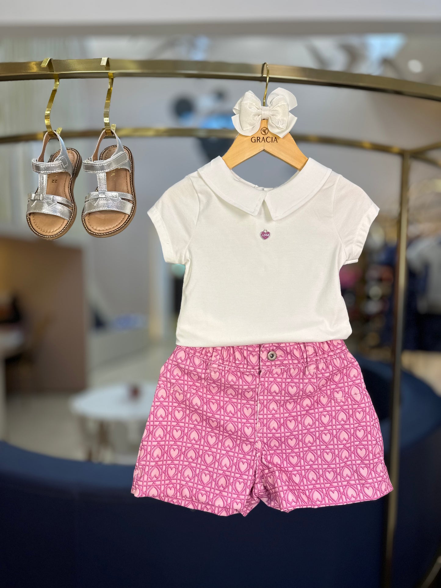 Conjunto Infantil Jaqueta, Blusa e Bermuda Corações Trancados - Animê